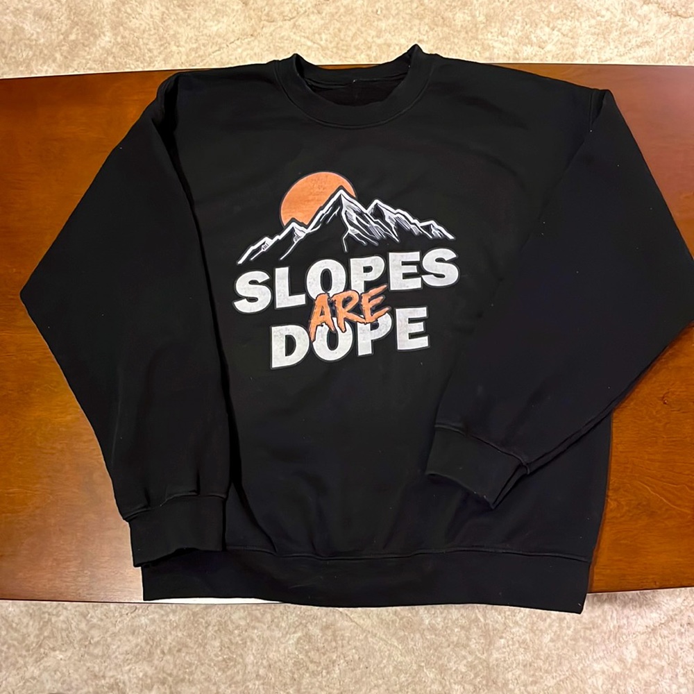 “Slopes Are Dope” Graphic Crewneck Sweatshirt size Large